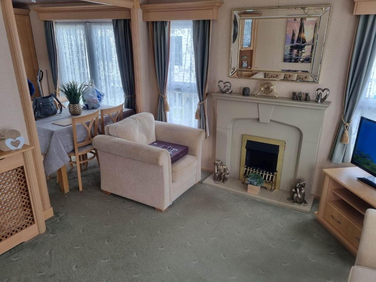 Campsite Palm Square 19 3 Bed Deluxe Caravan Chapel Saint Leonards